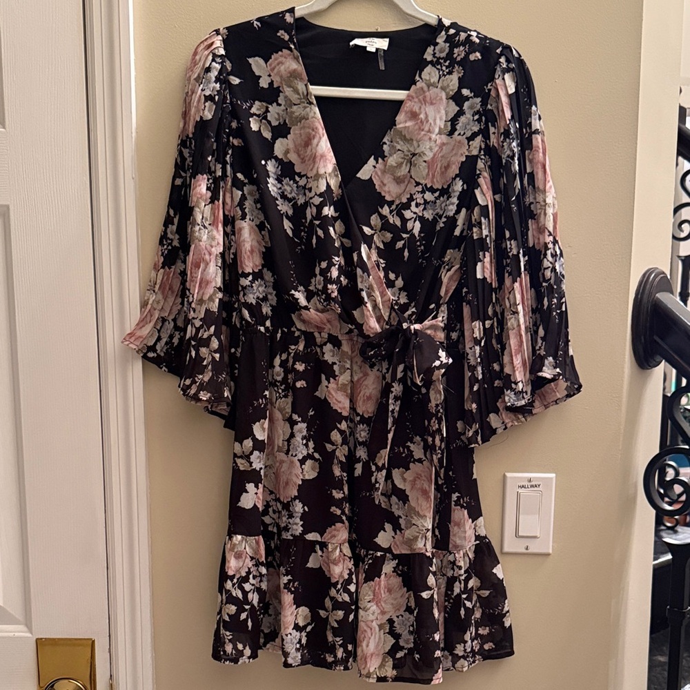 Entro Women’s Black Floral Ruffle Dress